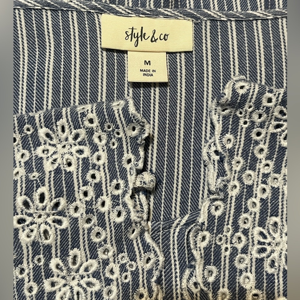 🔥 Style & Co. Blue Striped Blouse with Eyelet Sleeves - Picture 4 of 7